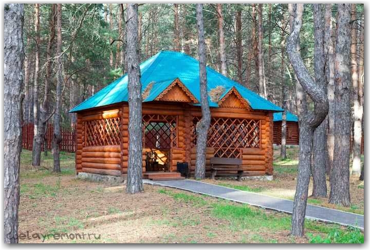 Беседка в деревенском стиле